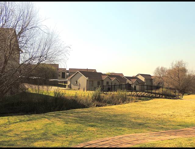 1 BEDROOM APARTMENT FOR SALE IN WILLOWBROOK